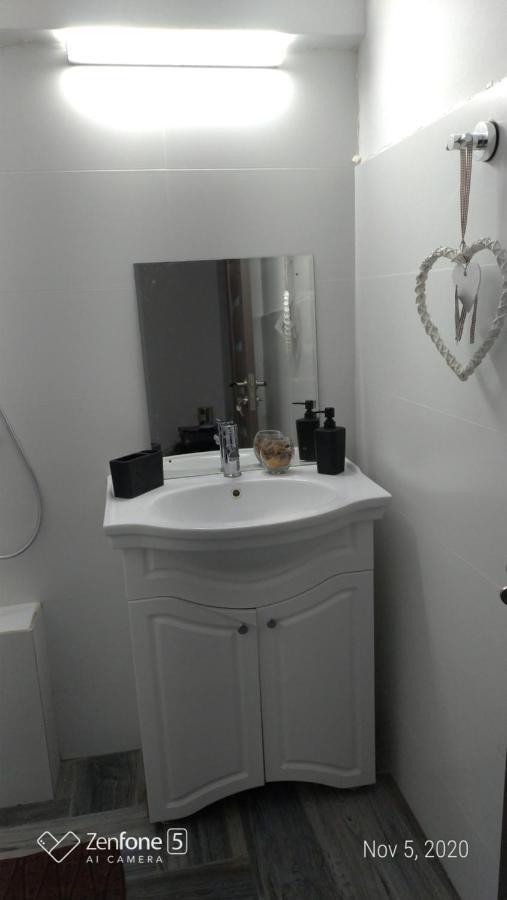 Studio Leo Iasi Extérieur photo